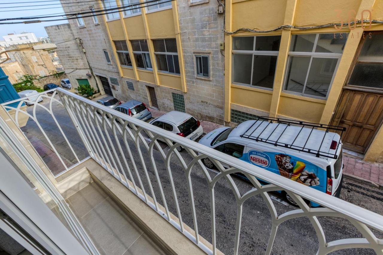 A Lovely 1Br Home With Balcony Just Off The Coast By 360 Estates Saint Julian's Exterior photo